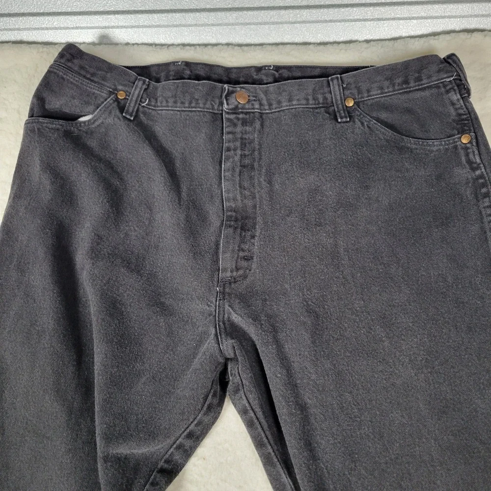 Wrangler Jeans Mens 43x31 (fits 42x32) Black Straight Leg Faded Denim‎ 13MWZWK